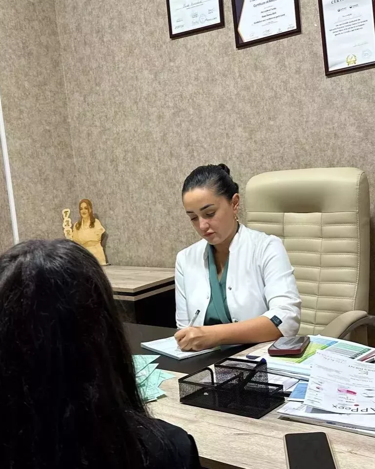 Xanımlarda PRP ilə Saç Müalicəsi